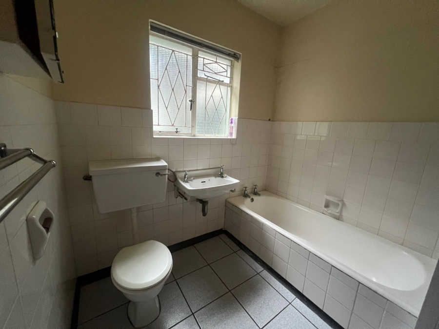 To Let 2 Bedroom Property for Rent in Humewood Eastern Cape